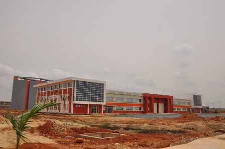 成都市郫都區唐昌鎮黨委書記蒞臨哈哈體育進行工作調訪和安全檢查