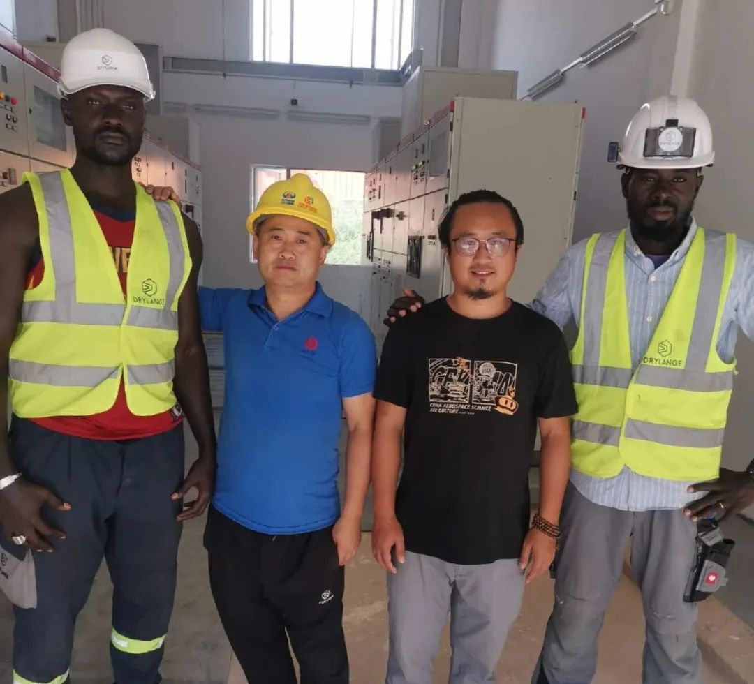 成都市郫都區唐昌鎮黨委書記蒞臨哈哈體育進行工作調訪和安全檢查